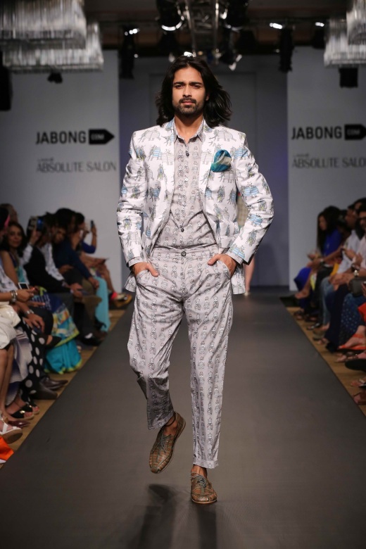 QuirkBox at Jabong Stage at LFW SR 2014 (1)